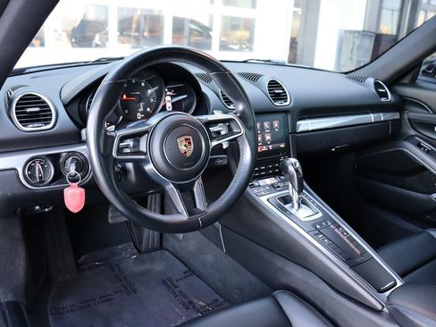 Used 2017 Porsche 718 Cayman image 12
