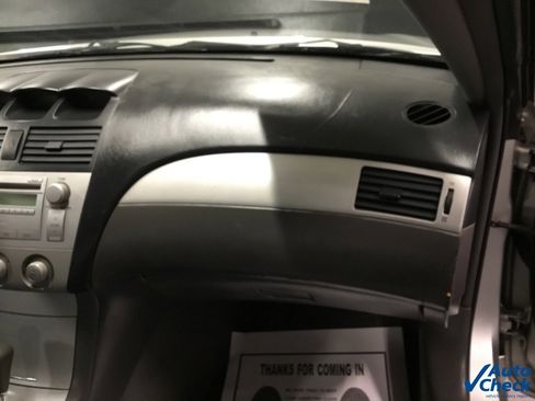 Used 2006 Toyota Solara SE image 28