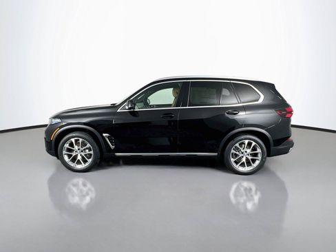 New 2026 BMW X5 xDrive40i w/ Parking Assistance Package AWD/4WD image 3