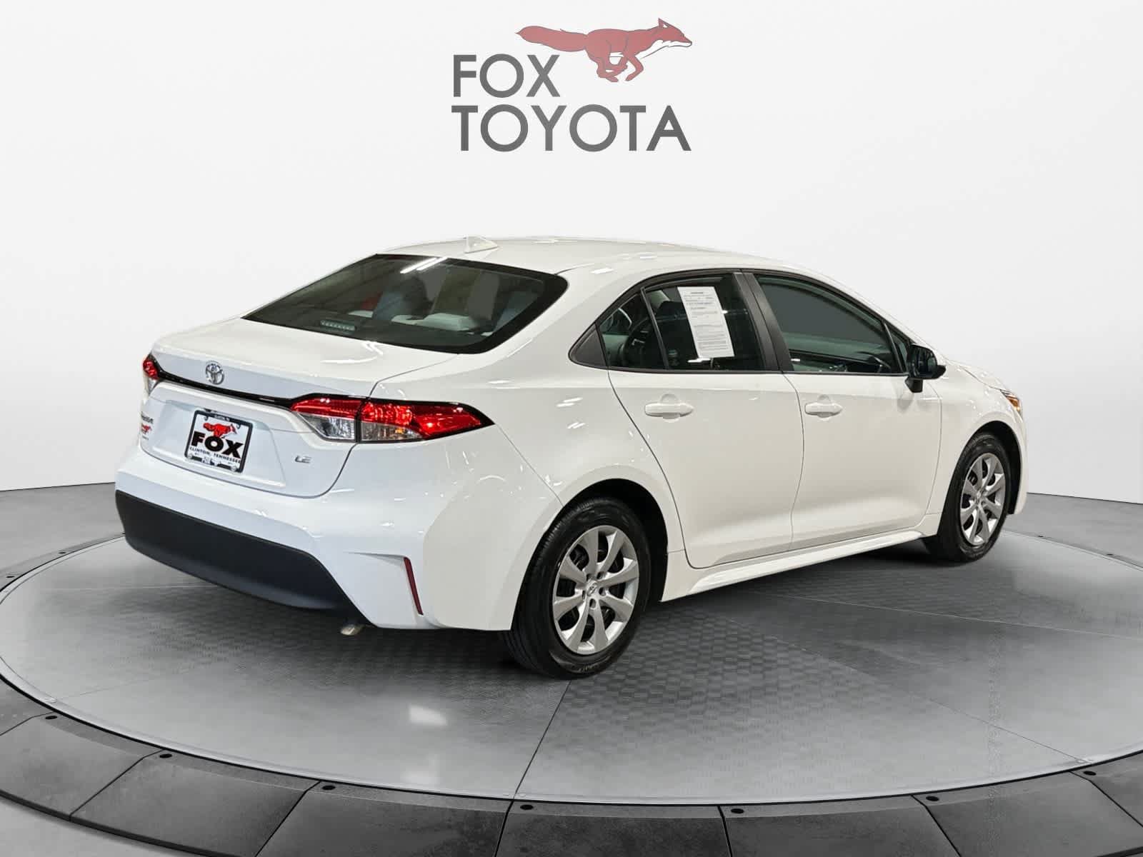 Used 2023 Toyota Corolla LE FWD image 6