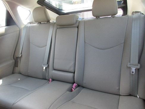 Used 2010 Toyota Prius Five w/ Advanced Technology Pkg FWD image 26