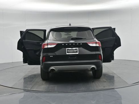 Certified 2022 Ford Escape SE image 31