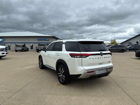Used 2023 Nissan Pathfinder Platinum AWD/4WD image 5