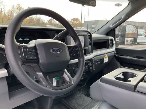 New 2026 Ford F350 XL w/ XL Chrome Package AWD/4WD image 20