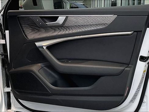 Certified 2025 Audi A6 2.0T Premium w/ Convenience Plus Package image 23