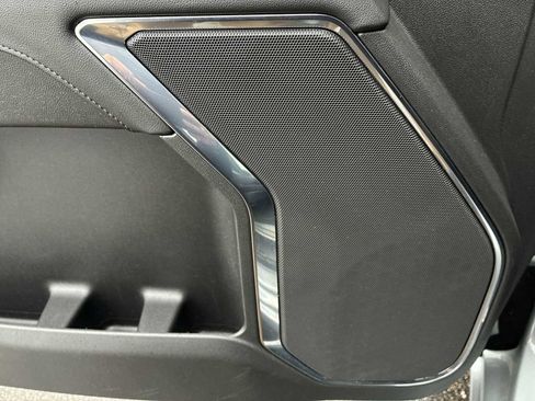 Used 2024 Chevrolet Silverado 1500 LT image 24