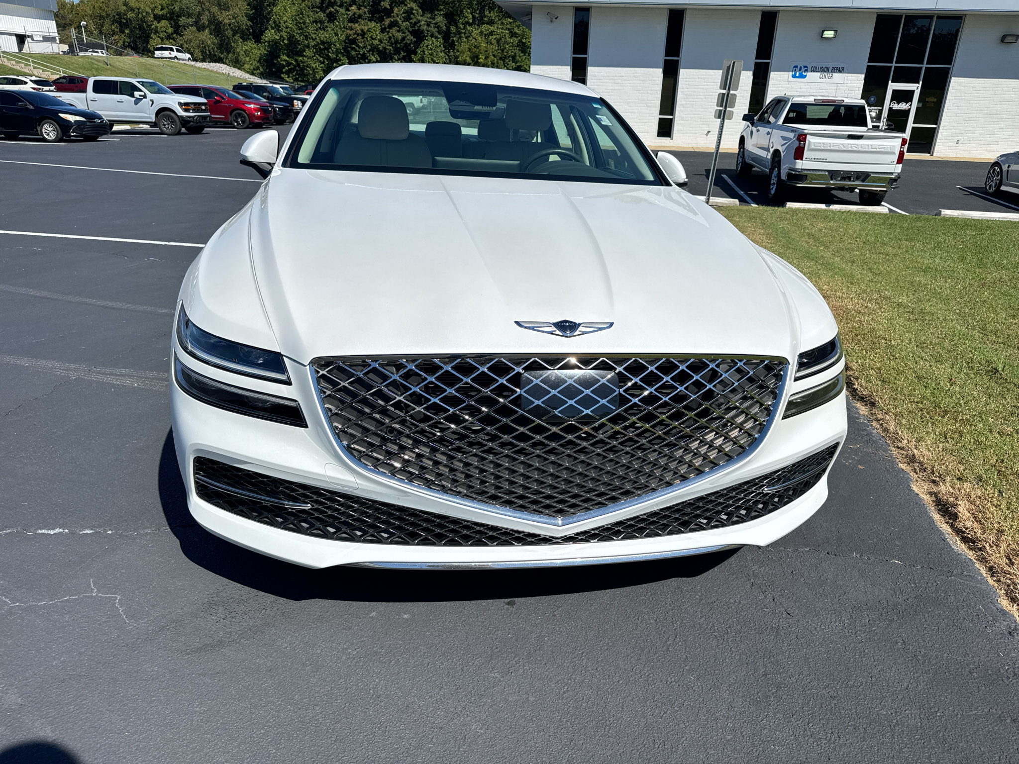 Used 2024 Genesis G80 2.5T AWD/4WD image 2