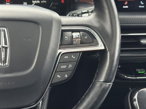 Used 2023 Lincoln Nautilus Reserve AWD/4WD image 10