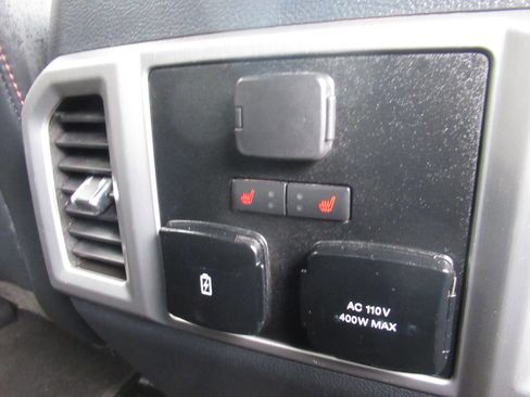 Used 2022 Ford F350 Platinum image 14