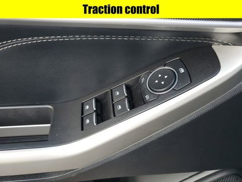 Used 2022 Ford Explorer XLT image 24