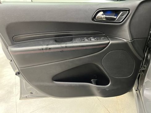 Used 2025 Dodge Durango GT AWD/4WD image 14