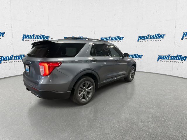 Used 2023 Ford Explorer XLT w/ Equipment Group 202A AWD/4WD image 11