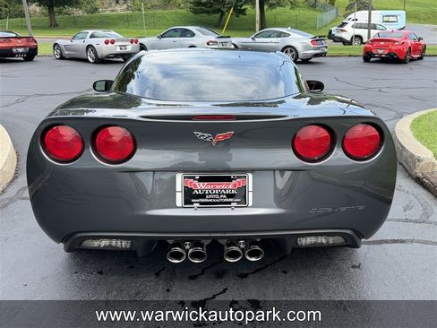 Used 2009 Chevrolet Corvette Coupe w/ Preferred Equipment Group RWD image 14