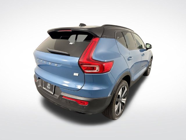 Used 2023 Volvo XC40 Recharge Plus AWD/4WD image 34