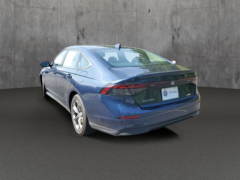 Used 2024 Honda Accord EX image 4