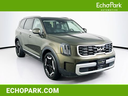 Used 2025 Kia Telluride S image 1