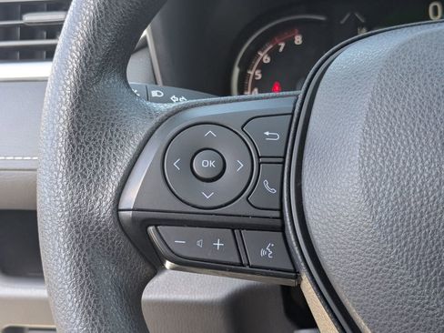 Used 2025 Toyota RAV4 LE image 25