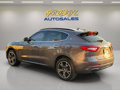 Used 2017 Maserati Levante w/ Sport Package image 6