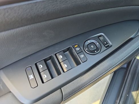 New 2026 Kia Sportage SX FWD image 33