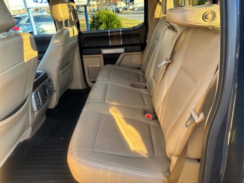 Used 2015 Ford F150 Lariat w/ Equipment Group 502A Luxury image 13