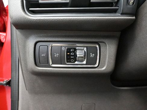 Used 2022 Lincoln Corsair Reserve w/ Equipment Group 201A image 33