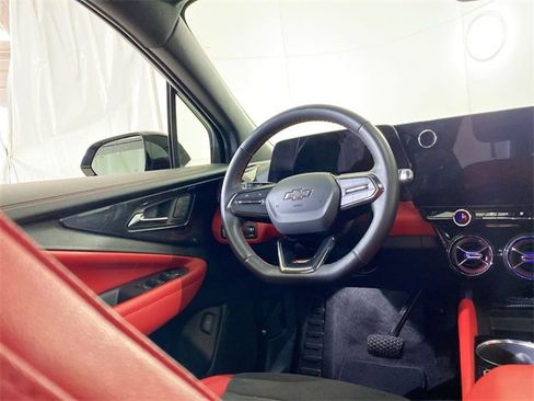 Used 2024 Chevrolet Blazer EV RS image 15