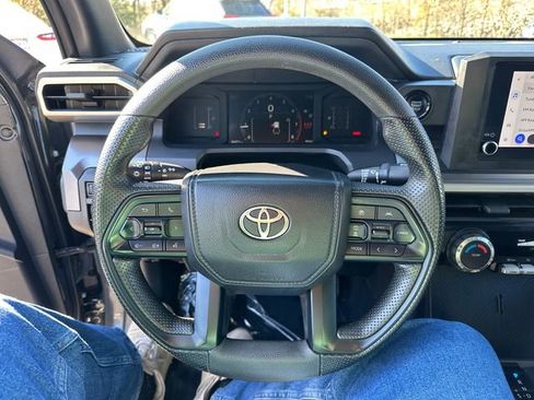 Used 2024 Toyota Tacoma SR5 AWD/4WD image 36