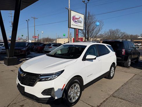 Used 2022 Chevrolet Equinox LT FWD image 8
