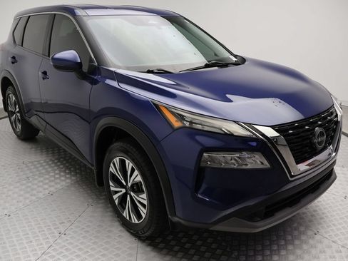 Used 2023 Nissan Rogue SV FWD image 6