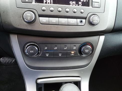 Used 2014 Nissan Sentra SV FWD image 6