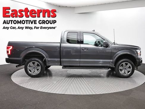Used 2018 Ford F150 Lariat w/ Equipment Group 502A Luxury AWD/4WD image 4