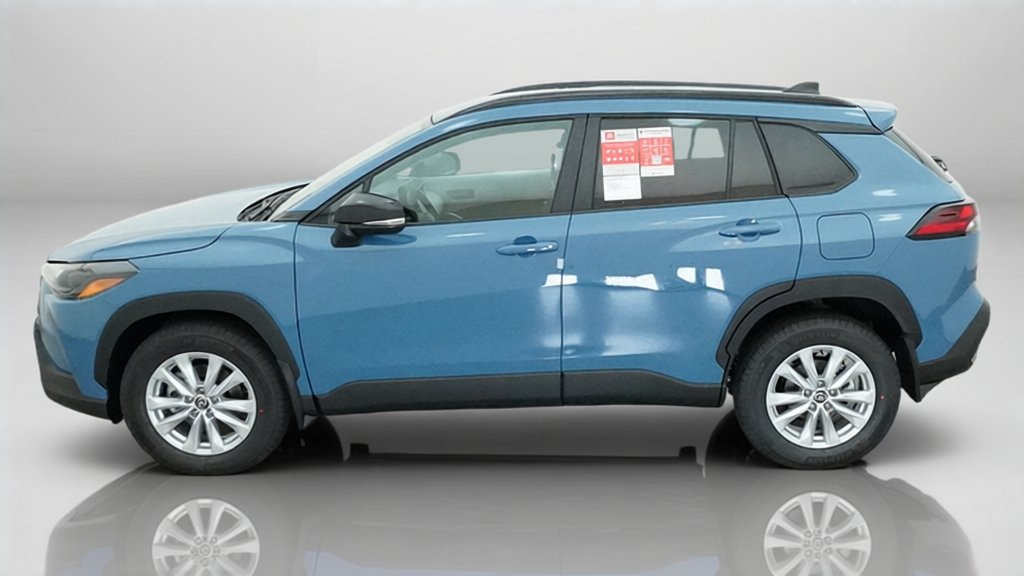 New 2026 Toyota Corolla Cross LE FWD image 6