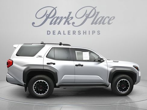Used 2025 Toyota 4Runner TRD Off-Road Premium w/ Tow Technology Package AWD/4WD image 20