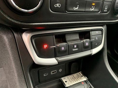 Certified 2023 GMC Terrain SLE w/ Elevation Edition image 26