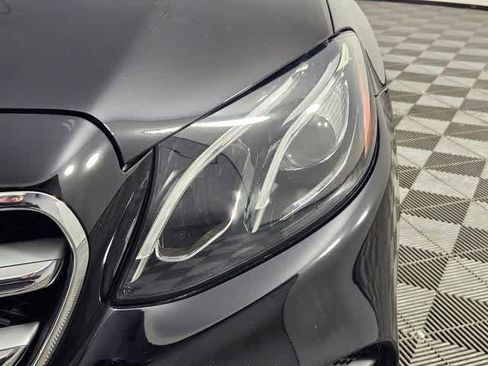Used 2018 Mercedes-Benz E 300 w/ Premium 1 Package image 9