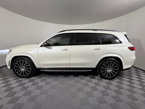 Used 2022 Mercedes-Benz GLS 450 4MATIC image 2