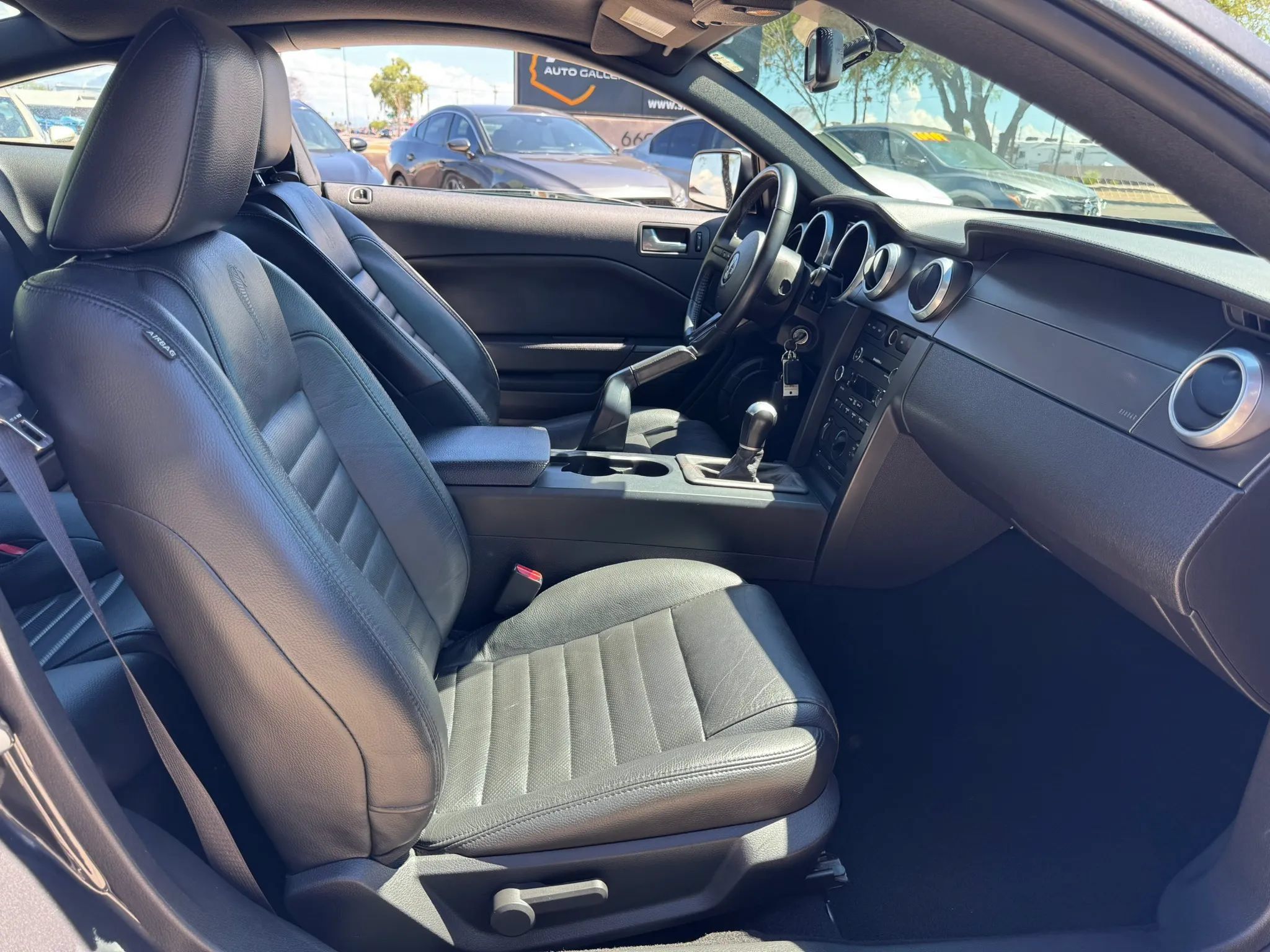Used 2008 Ford Mustang Shelby GT500 RWD image 31
