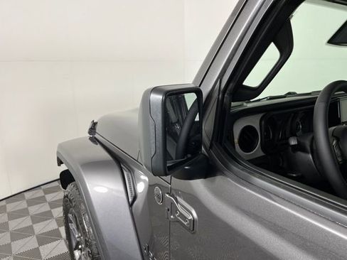 Used 2026 Jeep Gladiator Sport image 14