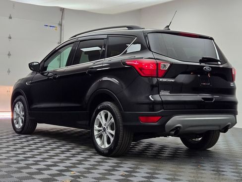 Used 2019 Ford Escape SEL image 12