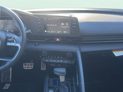 New 2026 Hyundai Elantra SEL Sport Premium image 11