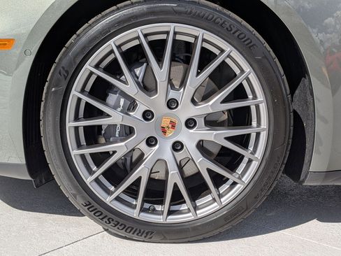 New 2026 Porsche Panamera image 27