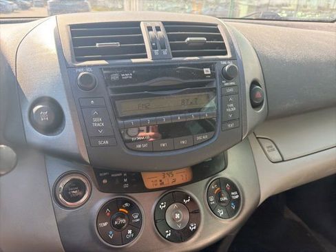 Used 2010 Toyota RAV4 Limited image 21