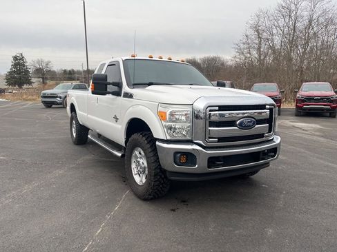 Used 2016 Ford F350 XLT image 2