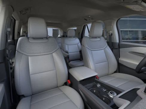New 2026 Ford Explorer Active w/ Active Comfort Package image 10