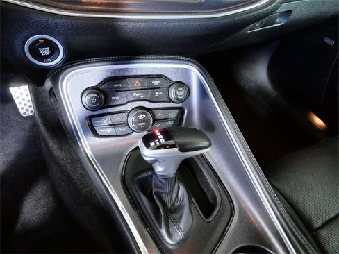 Used 2017 Dodge Challenger SXT Plus image 19