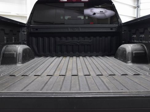 Used 2024 Chevrolet Silverado 1500 ZR2 image 26