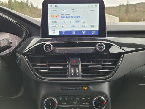 Used 2025 Ford Escape ST-Line image 25