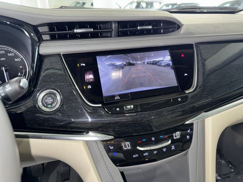 Used 2023 Cadillac XT6 Premium Luxury AWD/4WD image 28