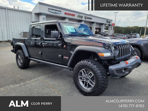 New 2025 Jeep Gladiator Mojave w/ Convenience Group AWD/4WD image 18