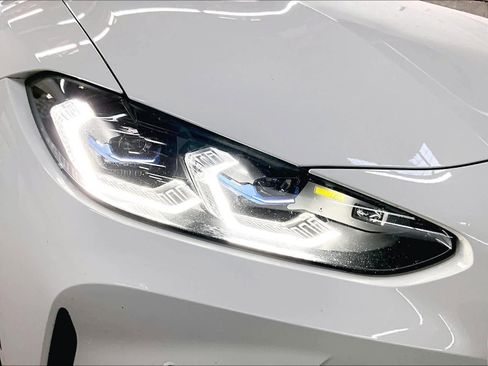 Used 2023 BMW M4 xDrive Competition image 28